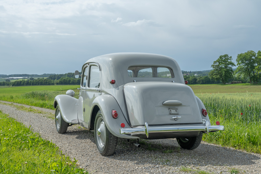 CITROËN 11 BL (Légère)